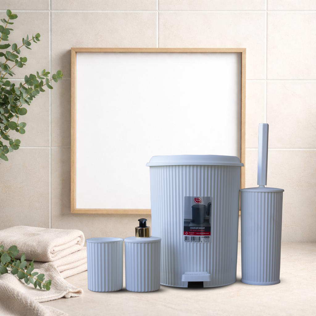 Modern Çizgili 4’lü Banyo Aksesuar Seti – Hijyen ve Estetik Bir Arada